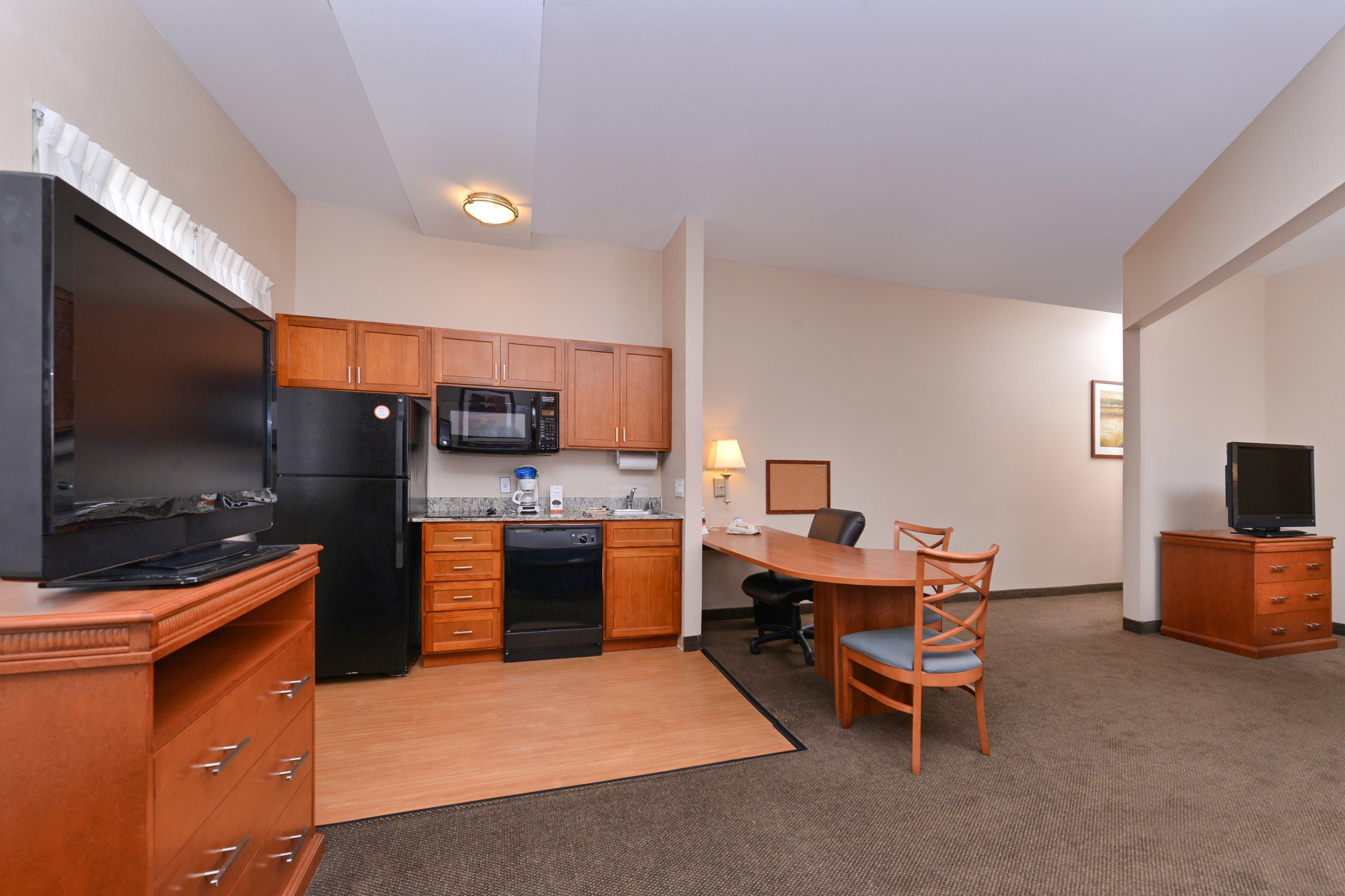 Candlewood Suites San Diego By Ihg Bagian luar foto