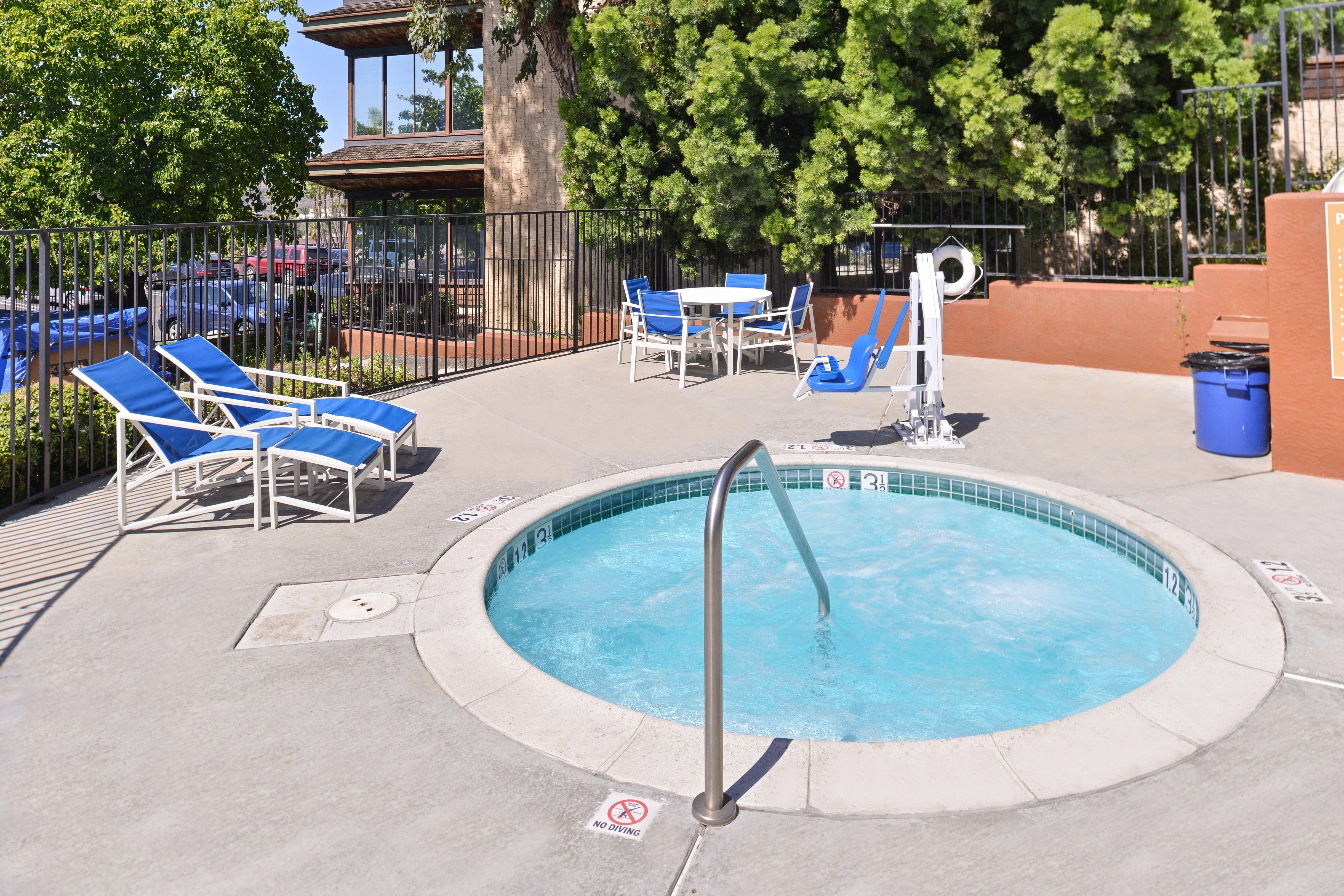 Candlewood Suites San Diego By Ihg Bagian luar foto