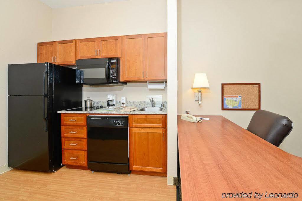 Candlewood Suites San Diego By Ihg Bagian luar foto