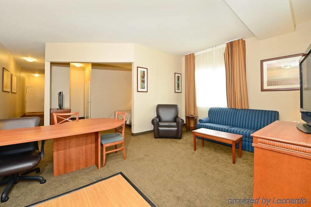 Candlewood Suites San Diego By Ihg Bagian luar foto