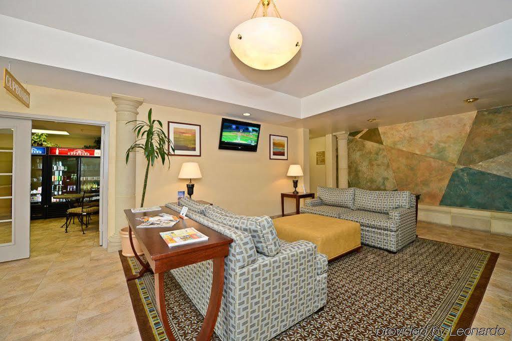 Candlewood Suites San Diego By Ihg Bagian luar foto