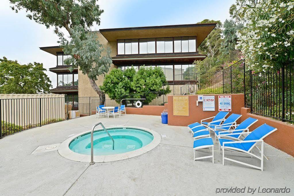 Candlewood Suites San Diego By Ihg Bagian luar foto
